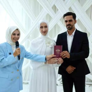 bakan goktas genc ciftin nikah sahidiydi wk1alYtd