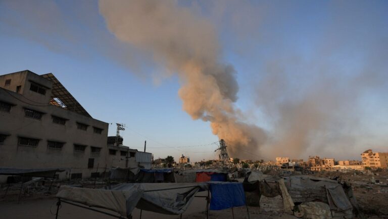 israil-nasir-hastanesini-vurdu-reuters-muhabiri-ve-el-cezire-kameramani-hayatini-kaybetti-um1L36XV.jpg