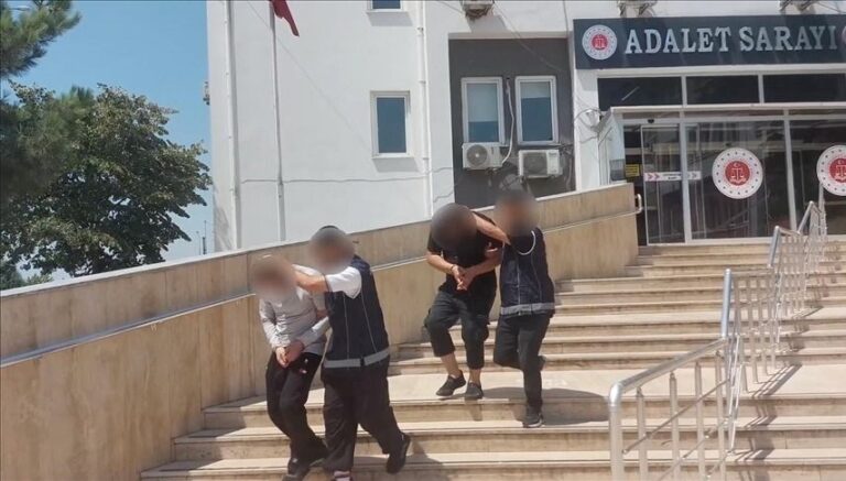 istanbulda-gocmen-kacakciligi-operasyonu-kIUWHIbT.jpg