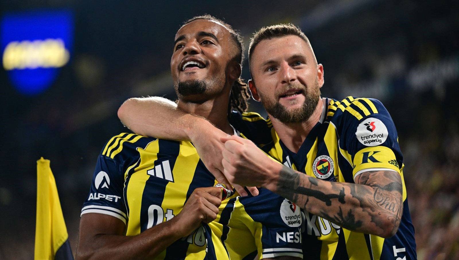 fenerbahce tedesco ve yeni transferleriye trabzonspor karsisinda PyexCOdb