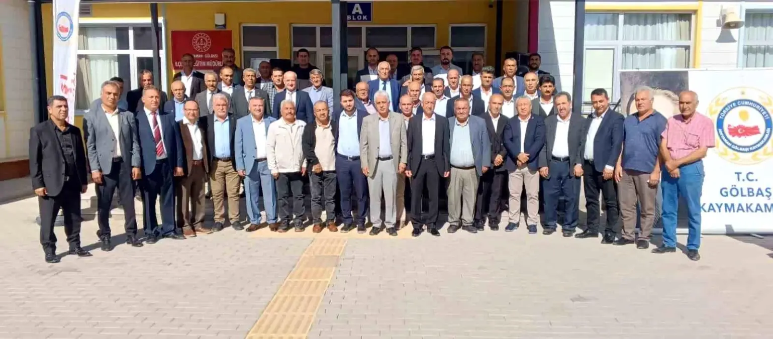 Gölbaşı’nda Muhtarlar Günü Kutlandı