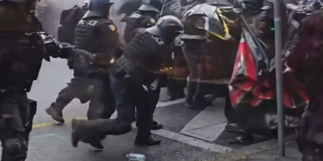 İsviçre’de Filistin’e destek gösterilerine polis saldırdı