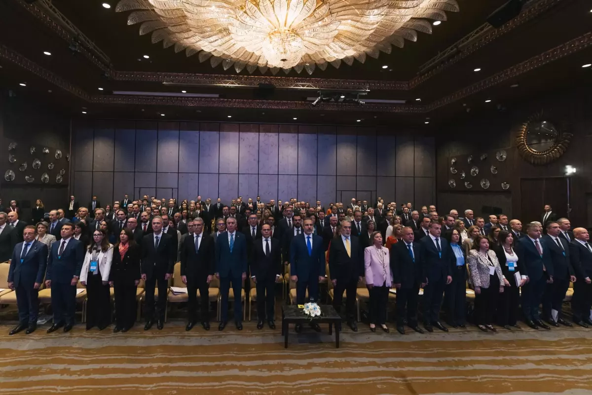 baskonsoloslar konferansi basladi MPbVzRFF.jpg