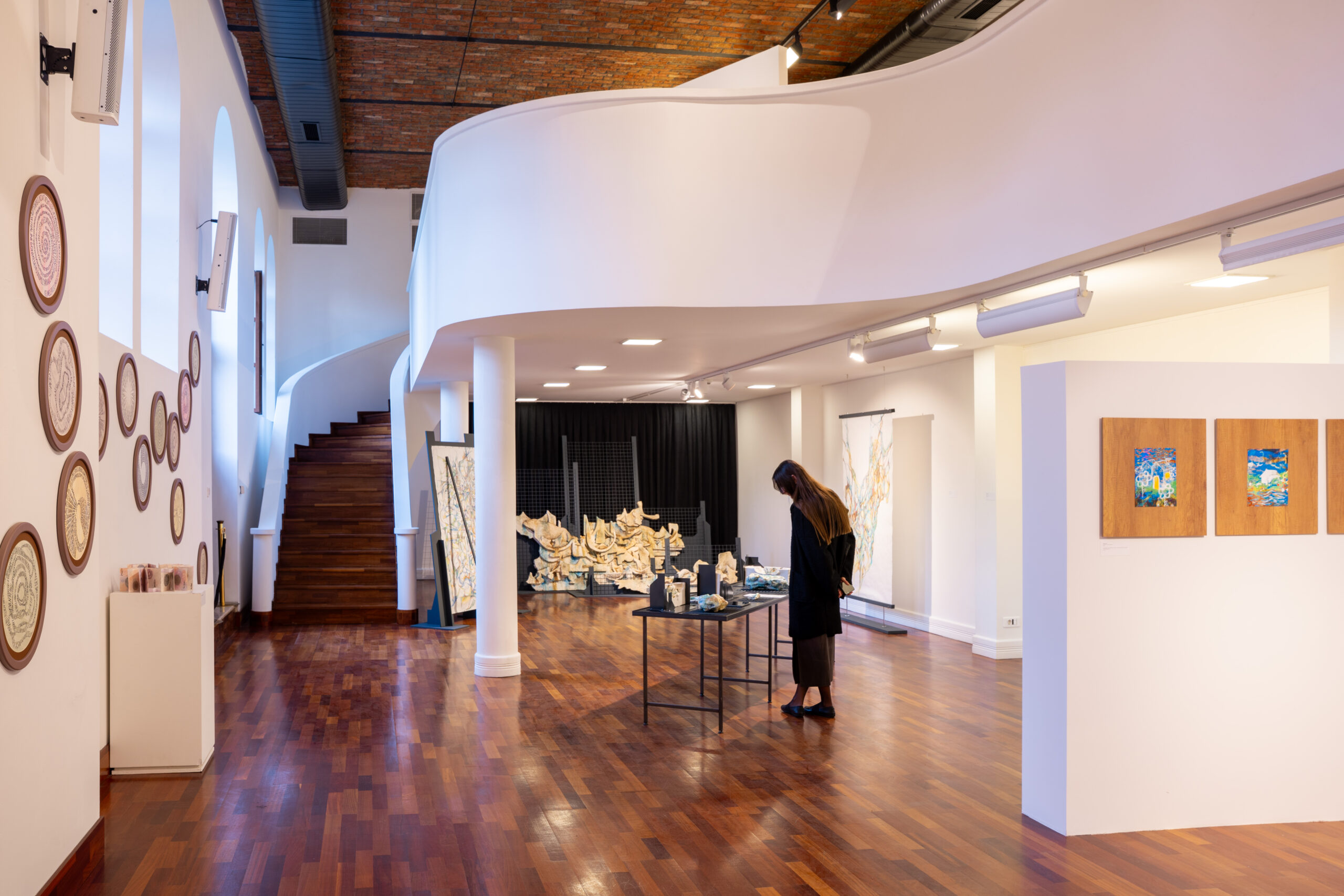 Genç sanatçıların eserleri SaDe 2024–2025 sergisinde