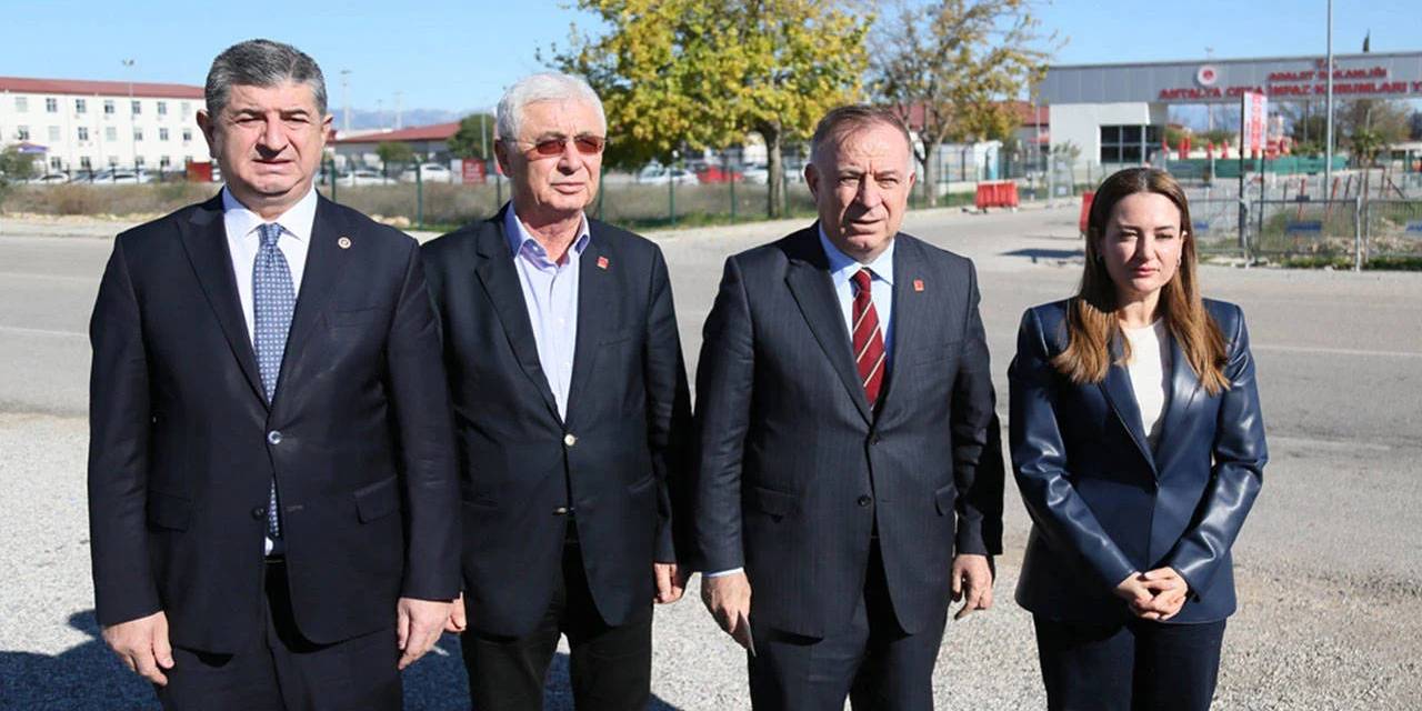 CHP’li Zeybek’ten Muhittin Böcek’in sağlık durumuna ilişkin açıklama