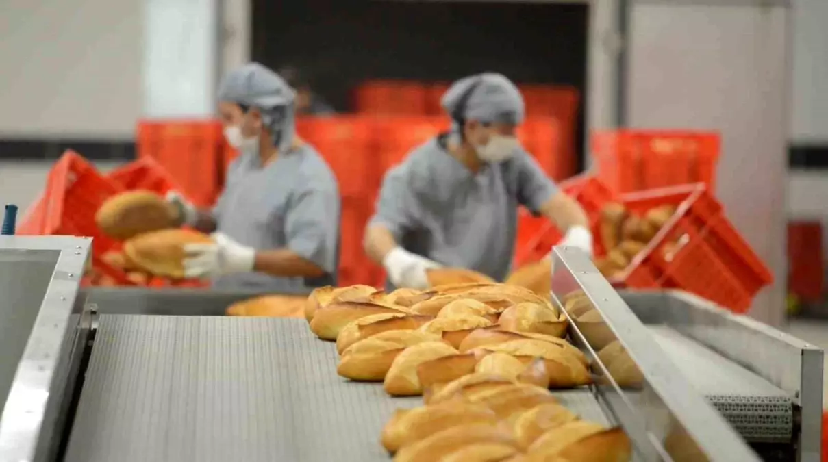 Çorum Belediyesi Halk Ekmek, 2025’te 13,3 milyon ekmekle sofralara ulaştı